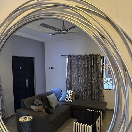 Baffour Apartments Adiebeba Εξωτερικό φωτογραφία