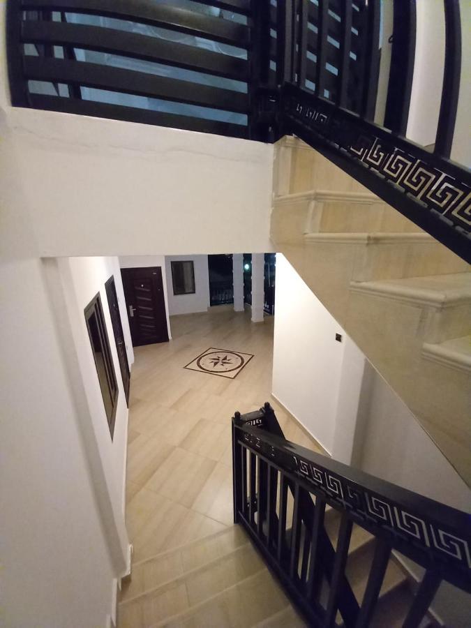 Baffour Apartments Adiebeba Εξωτερικό φωτογραφία