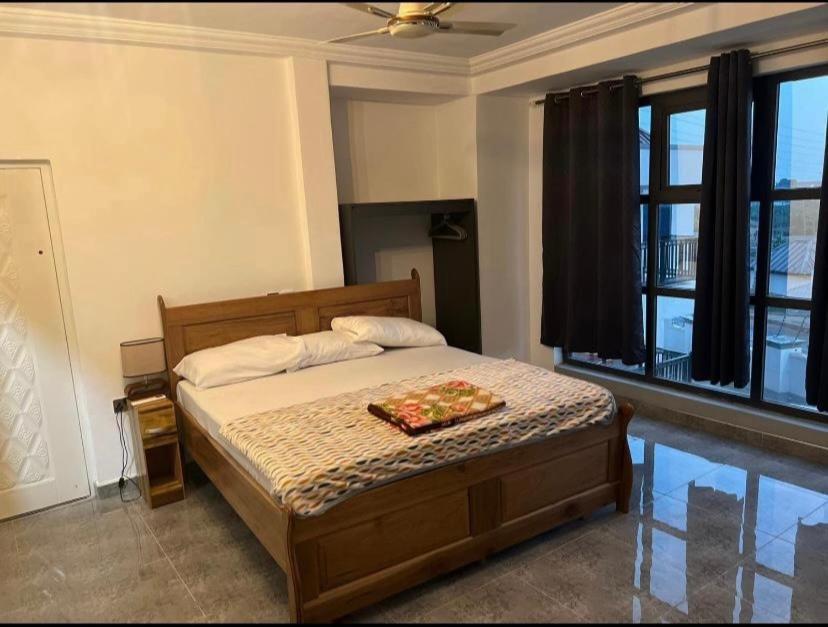 Baffour Apartments Adiebeba Εξωτερικό φωτογραφία
