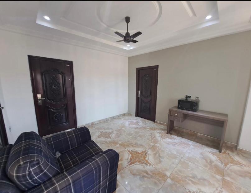 Baffour Apartments Adiebeba Εξωτερικό φωτογραφία