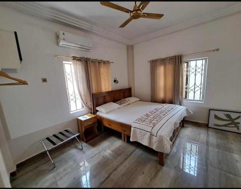 Baffour Apartments Adiebeba Εξωτερικό φωτογραφία