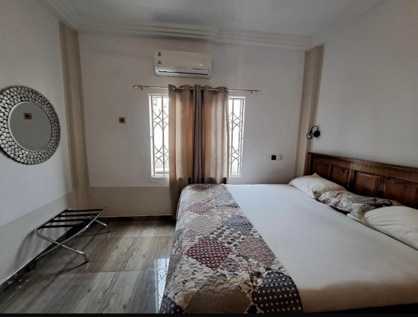Baffour Apartments Adiebeba Εξωτερικό φωτογραφία