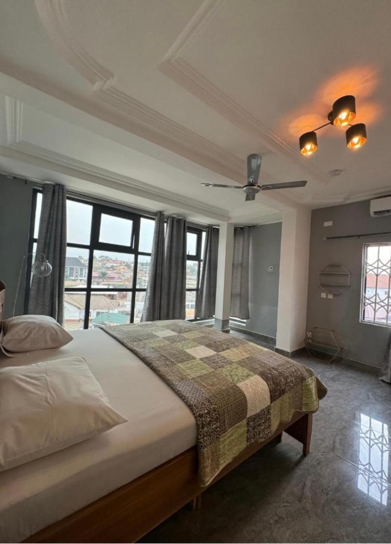 Baffour Apartments Adiebeba Εξωτερικό φωτογραφία
